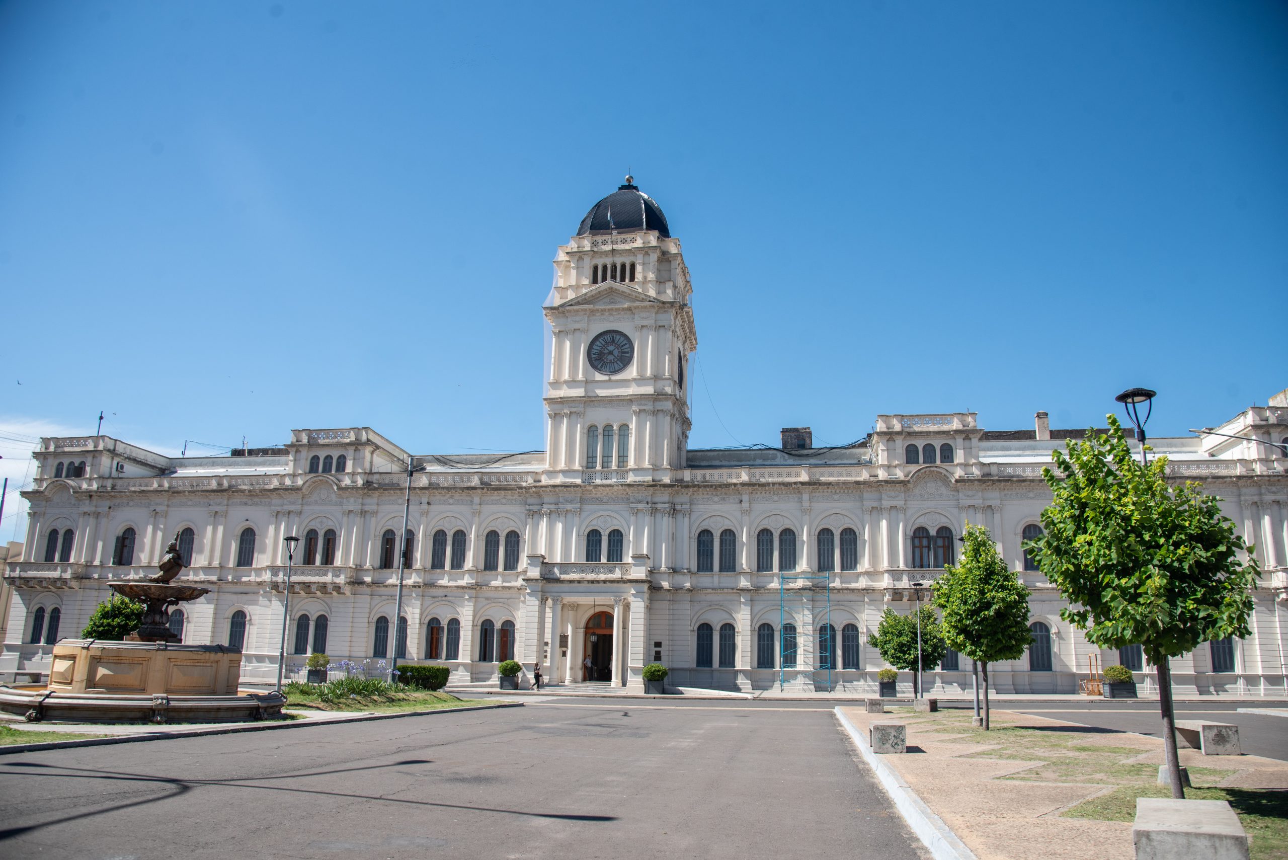 El sábado comenzará el cronograma de pagos para la administración pública provincial - 7PAGINAS