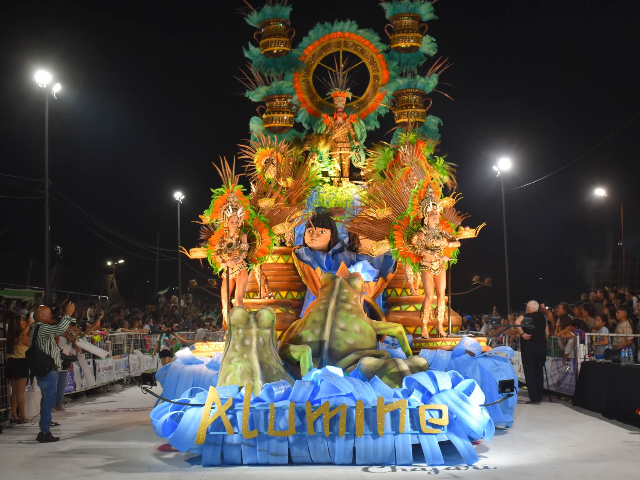 Aluminé recuperó la copa y se consagró campeona del Carnaval de Chajarí 2026 - 7PAGINAS