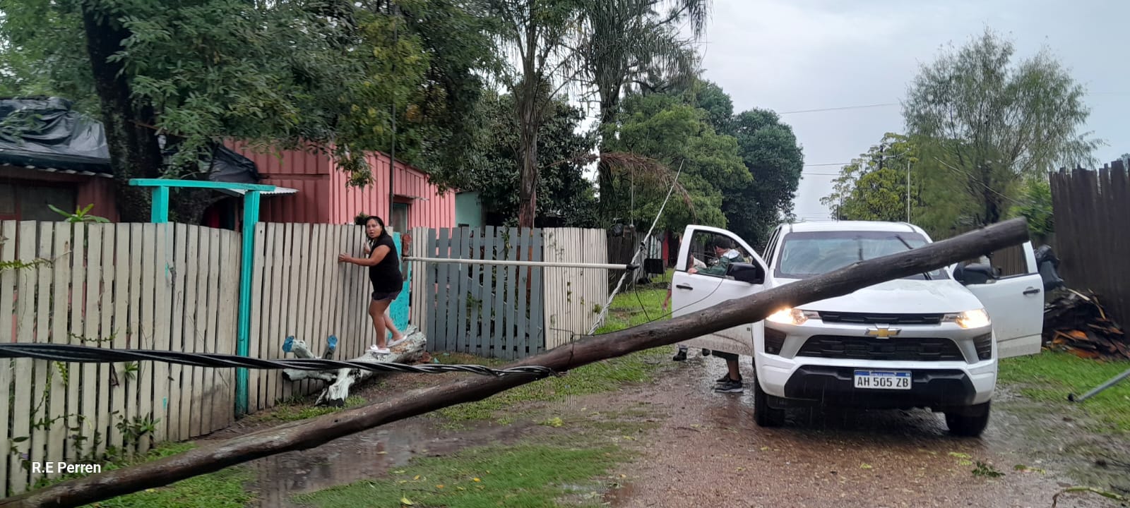 El temporal se hizo sentir en Federación: daños en el parque termal, voladuras de techos y familias evacuadas - 7PAGINAS