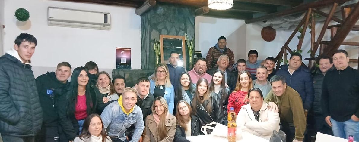 Apuesta al futuro: el partido vecinal "Vamos Federación" sumó a la juventud para consolidar su proyecto local - 7PAGINAS