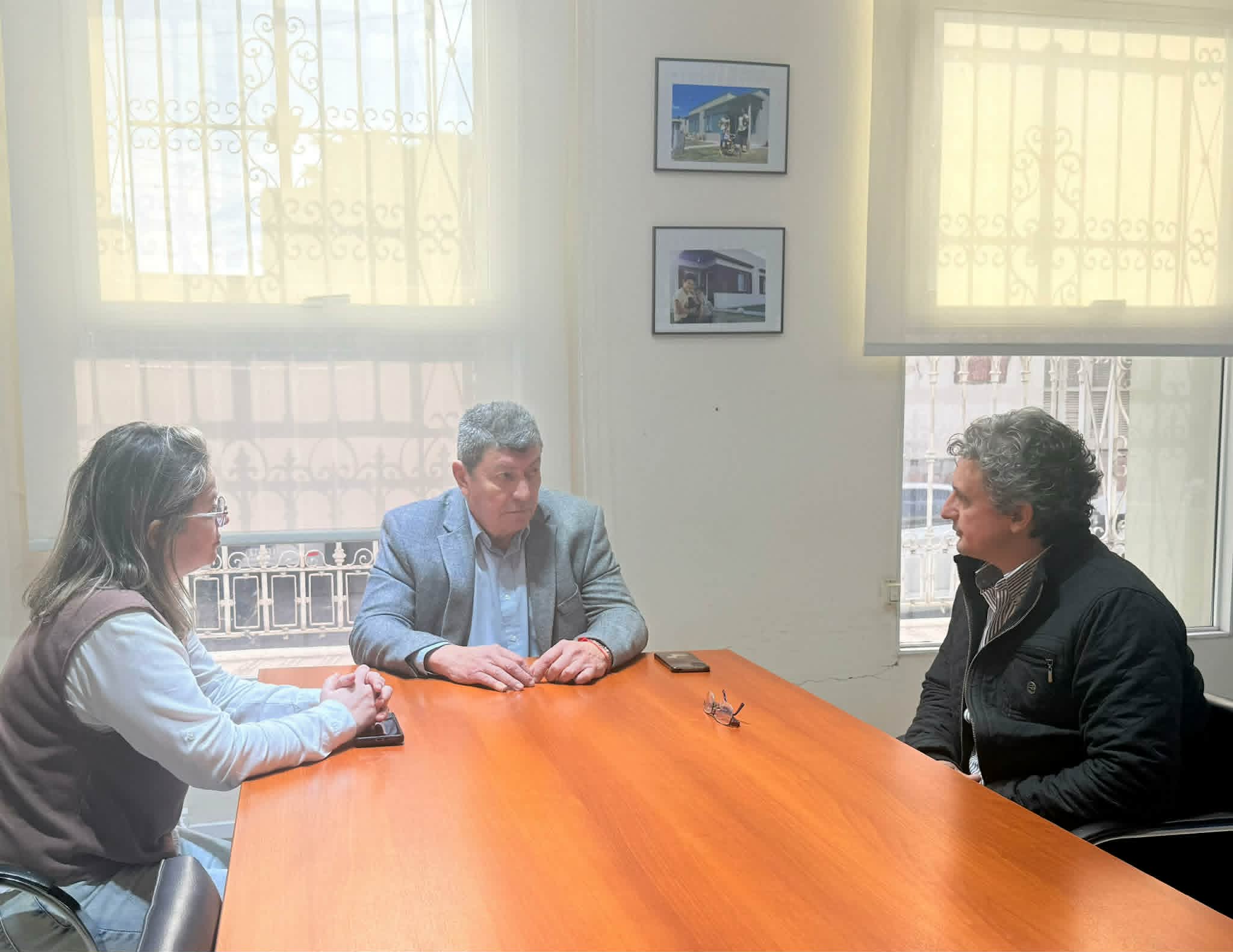 Gestiones por viviendas en Paraná: el intendente Bravo impulsa el nuevo plan del IAPV para Federación - 7PAGINAS