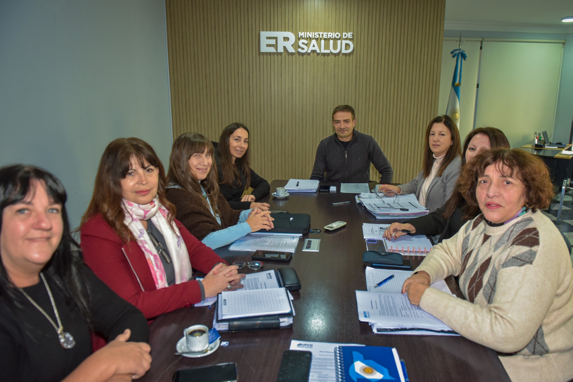 UPCN y Salud inician una mesa de trabajo histórica para ordenar la situación del personal - 7PAGINAS