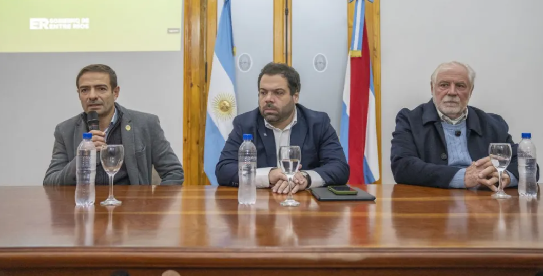 Jose Allende celebró la digitalización del sistema de enfermería de Entre Ríos que termina con las planillas de papel - 7PAGINAS