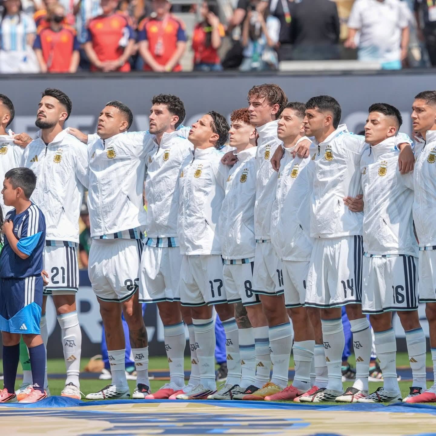 Marcos Senesi: Ser parte de esta Selección fue mucho más que jugar un Mundial - 7PAGINAS