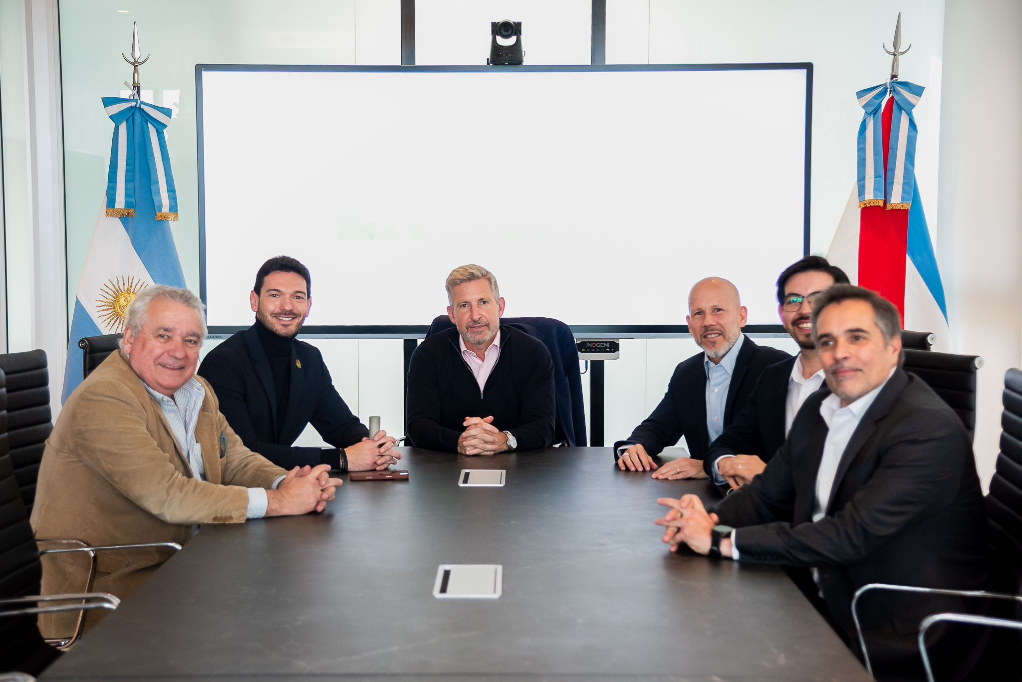 Entre Ríos se convierte en la primera provincia del país en firmar un acuerdo estratégico de Inteligencia Artificial con Salesforce